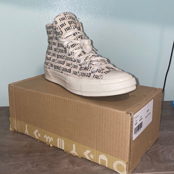 Mi Gente Converse